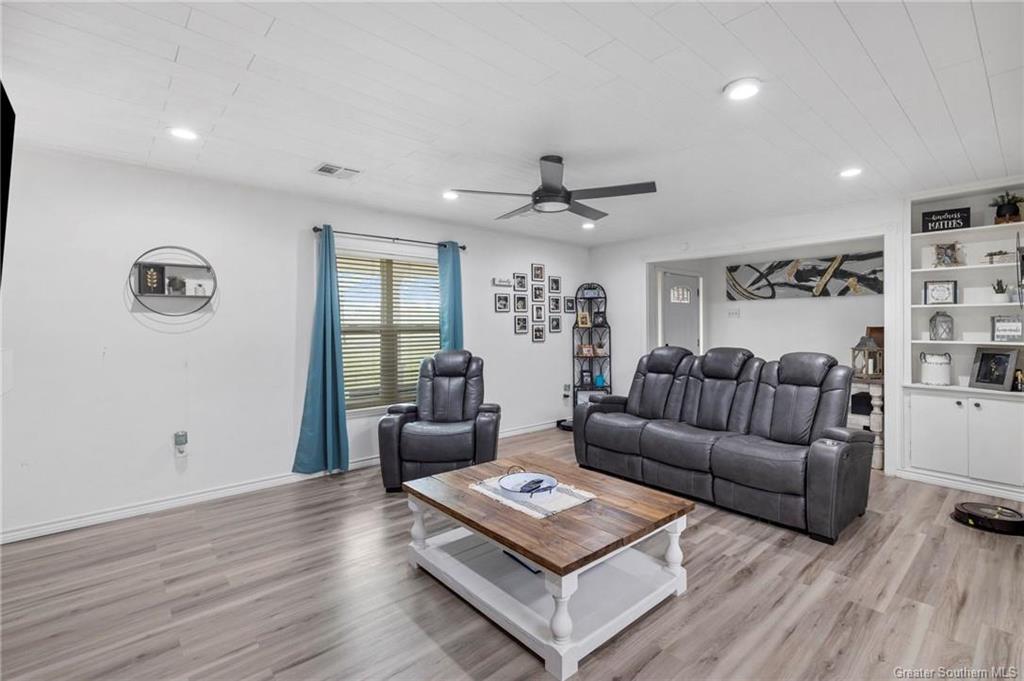 1885 Sutherland Road Lake Charles, LA 70611 - Photo 7 of 16 Gallery Image 7