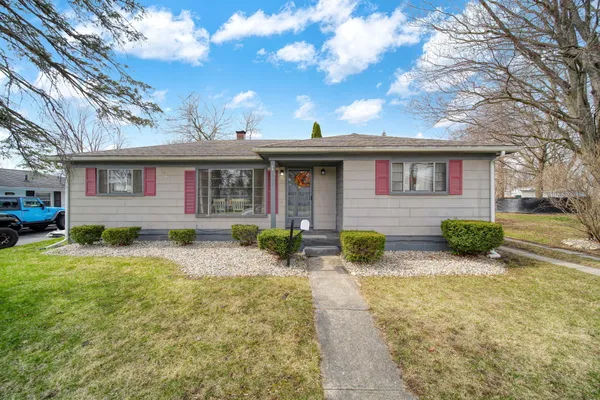 $174,900 | 727 Springbrook Avenue, Adrian, MI 49221