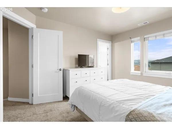 $365,000 | 5912 Belknap Springs Street Southeast, Salem, OR 97306