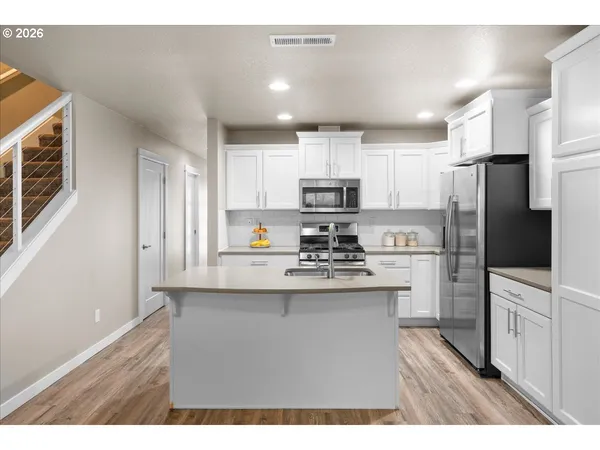 $365,000 | 5912 Belknap Springs Street Southeast, Salem, OR 97306