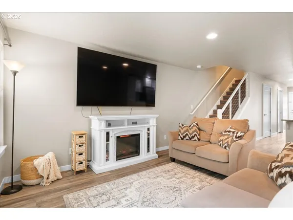 $365,000 | 5912 Belknap Springs Street Southeast, Salem, OR 97306