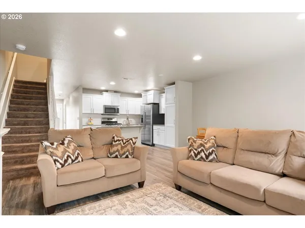 $365,000 | 5912 Belknap Springs Street Southeast, Salem, OR 97306