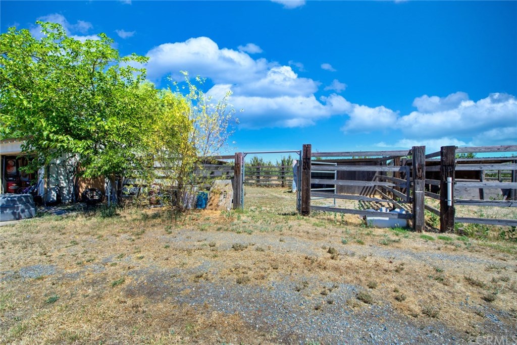 5180 Rawson Road Corning, CA 96021 - Photo 12 of 74