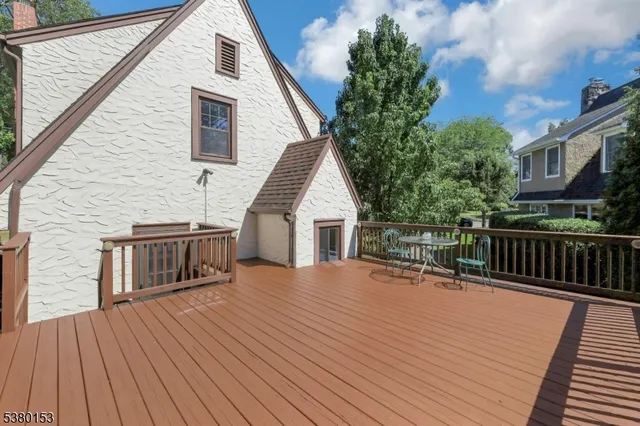 $829,000 | 394 Ackerman Avenue, Glen Rock, NJ 07452