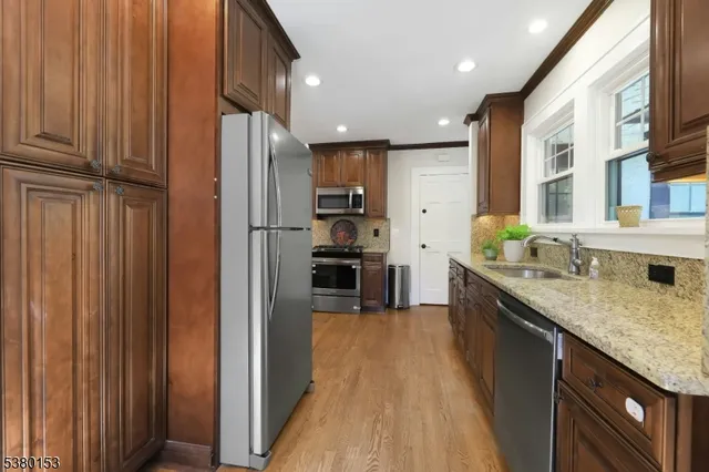 $829,000 | 394 Ackerman Avenue, Glen Rock, NJ 07452