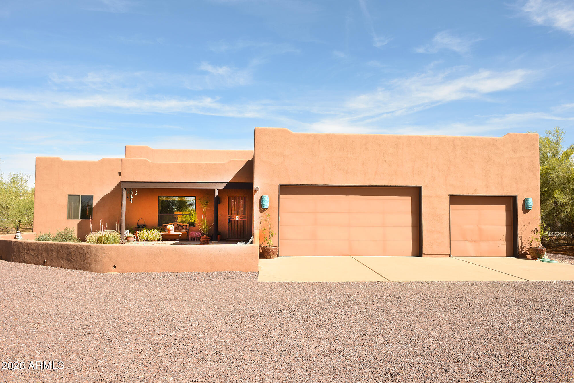 914 East Carlise Road Phoenix, AZ 85086 - Photo 1 of 49 new front