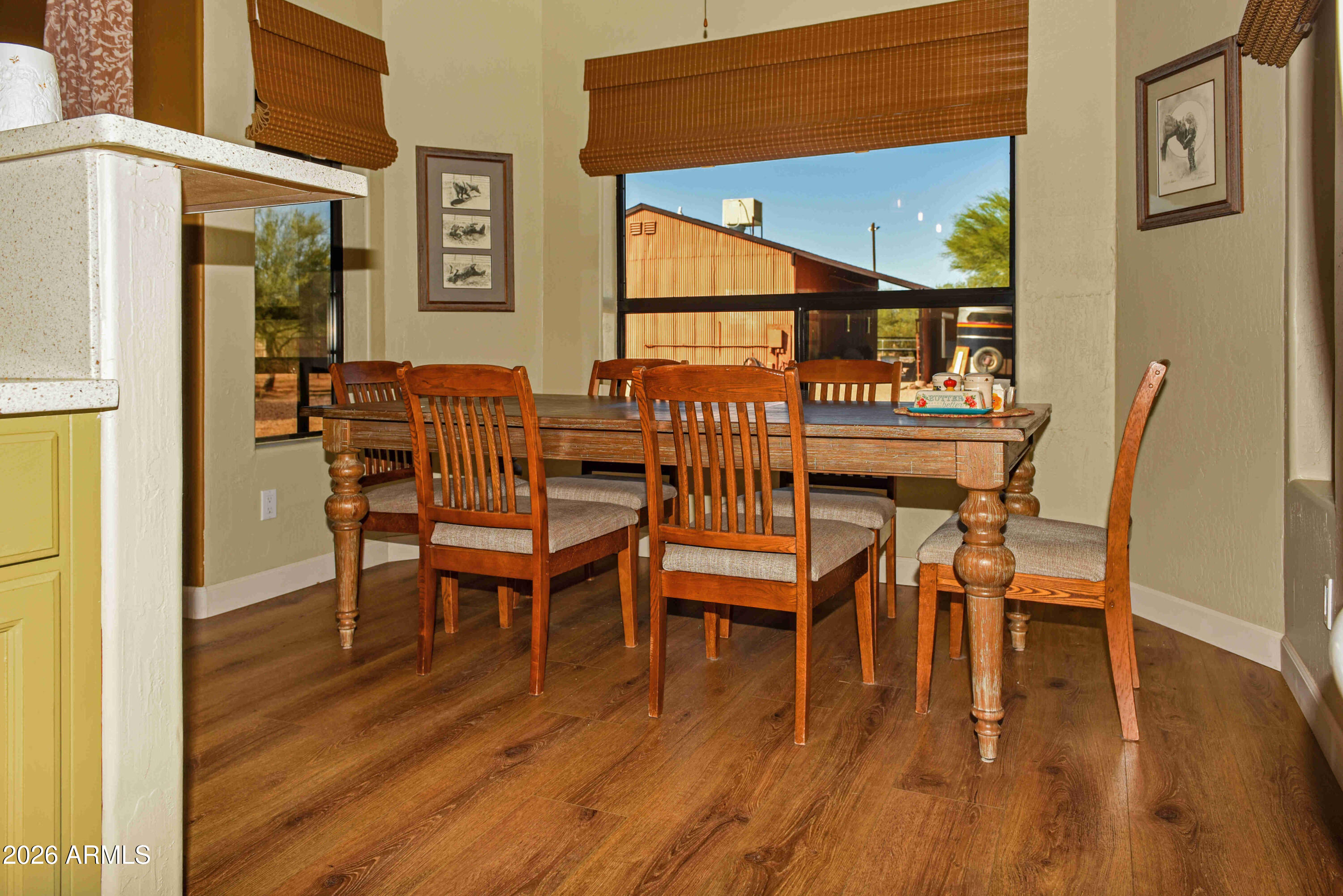 914 East Carlise Road Phoenix, AZ 85086 - Photo 13 of 49 ONN_9053