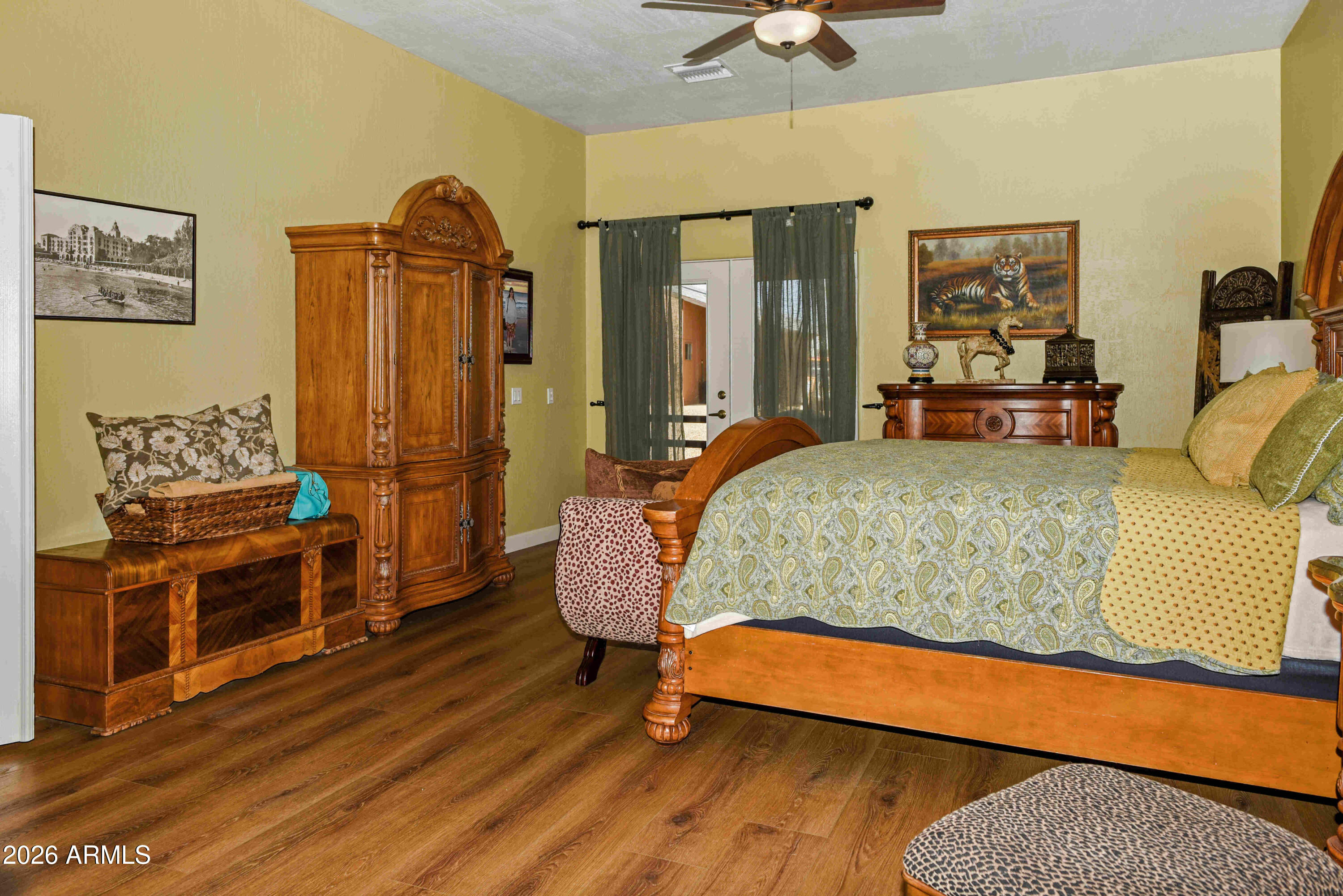 914 East Carlise Road Phoenix, AZ 85086 - Photo 27 of 49 ONN_9086