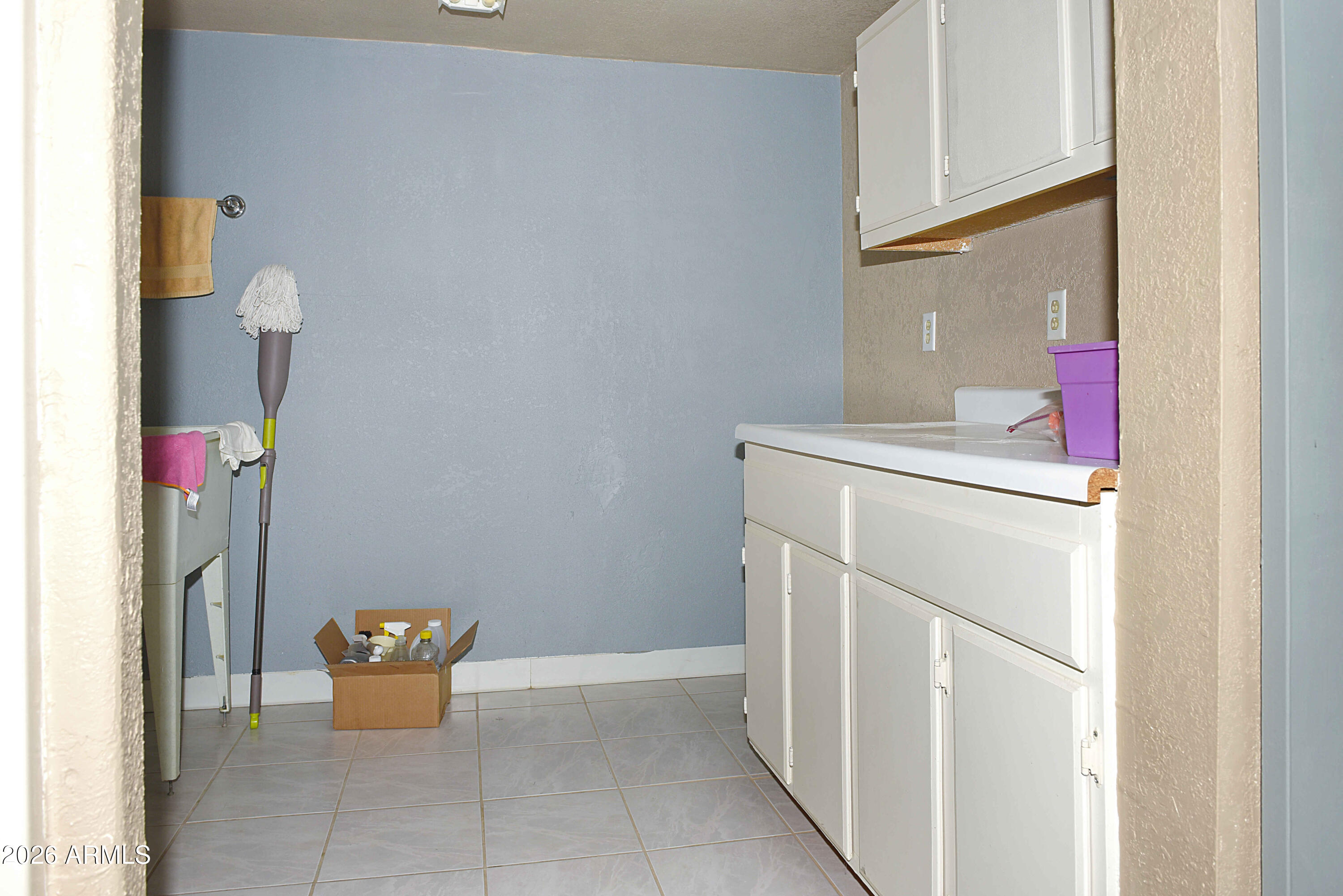 914 East Carlise Road Phoenix, AZ 85086 - Photo 38 of 49 ONN_9151
