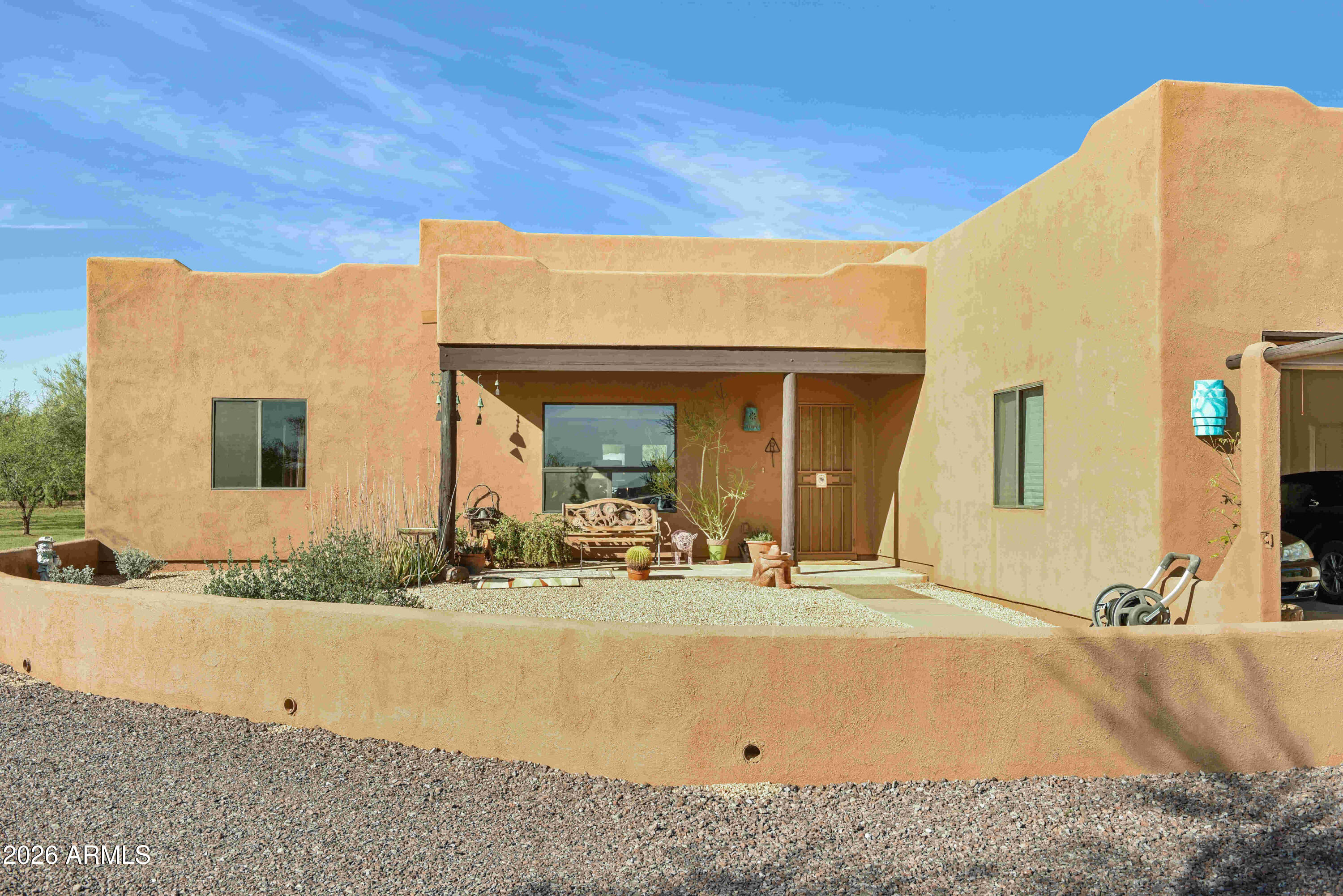 914 East Carlise Road Phoenix, AZ 85086 - Photo 4 of 49 ONN_9136
