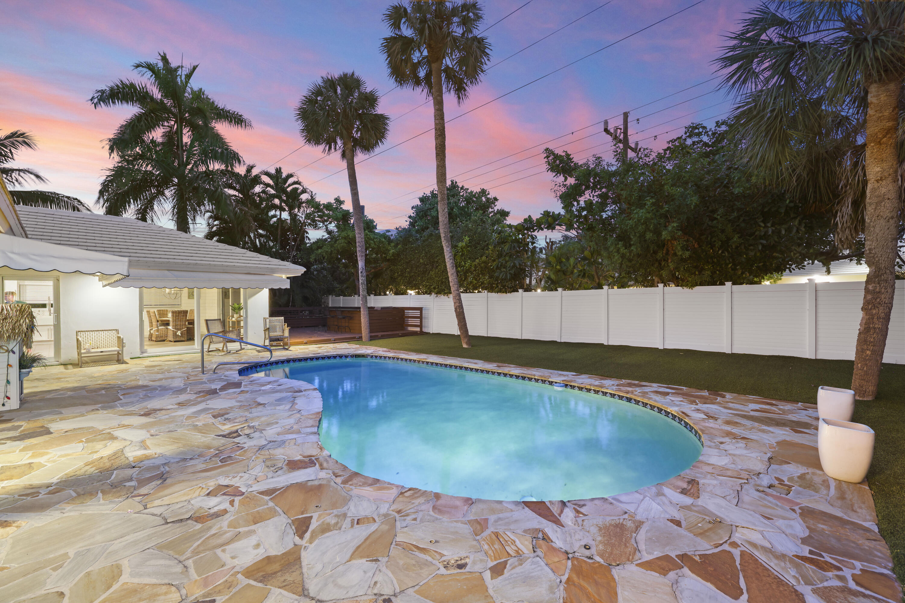 621 Apple Tree Lane Boca Raton, FL 33486 - Photo 4 of 49 621 Apple Tree Lane - 77.jpg-FULL