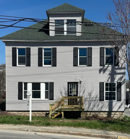 $299,900 | 74 Lincoln Avenue, Rumford, ME 04276
