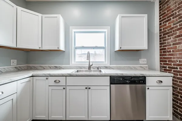 $314,900 | 74 Lincoln Avenue, Rumford, ME 04276