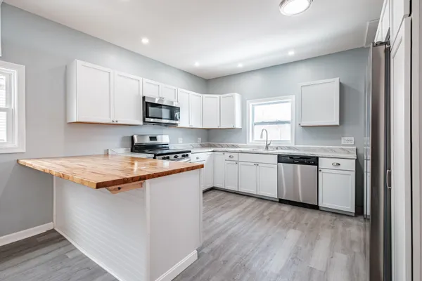 $314,900 | 74 Lincoln Avenue, Rumford, ME 04276