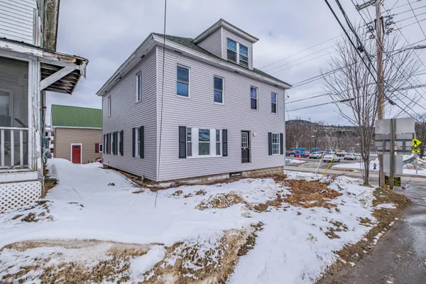 $314,900 | 74 Lincoln Avenue, Rumford, ME 04276