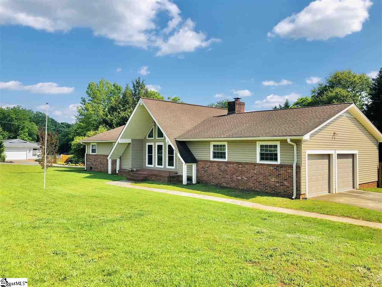 2015 Gap Creek Road Greer, SC 29651 - Photo 1 of 16 Gallery Image 1
