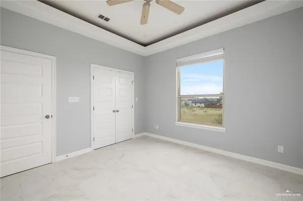 $2,200 | 5307 North Crown Point, Pharr, TX 78577