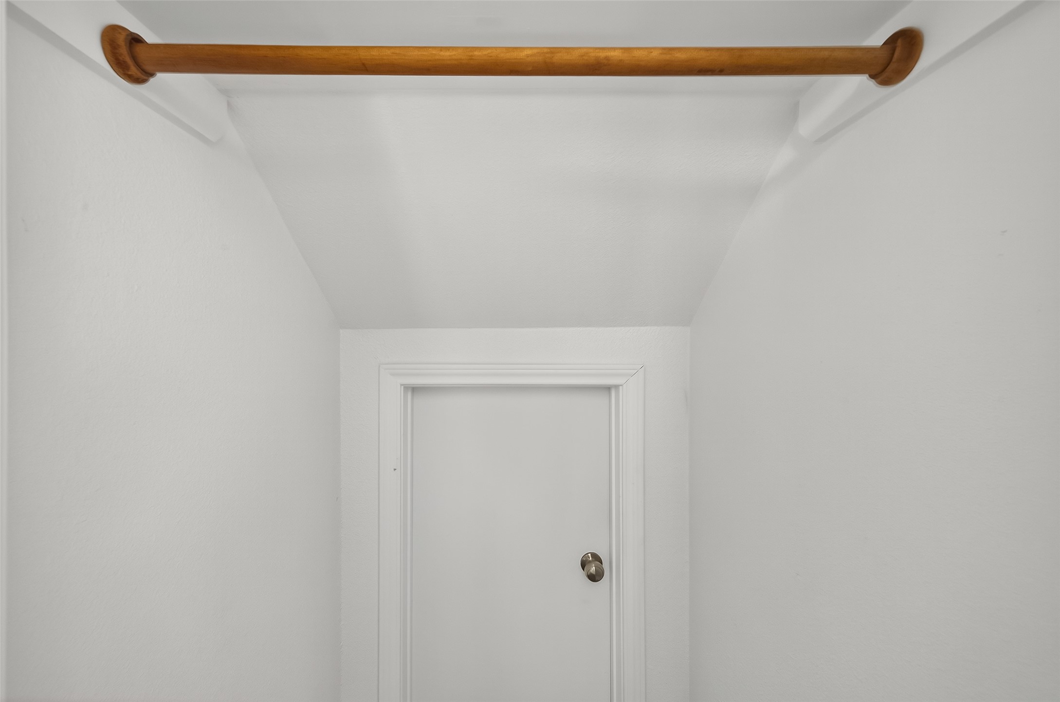 7047 Bissonnet Street, Unit 54 Houston, TX 77074 - Photo 22 of 30 a view of a small space