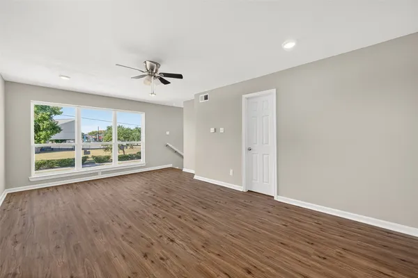 $74,900 | 7047 Bissonnet Street, Unit 54, Houston, TX 77074