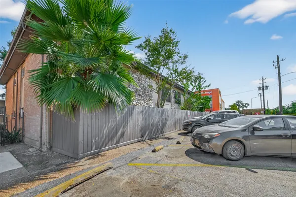 $74,900 | 7047 Bissonnet Street, Unit 54, Houston, TX 77074