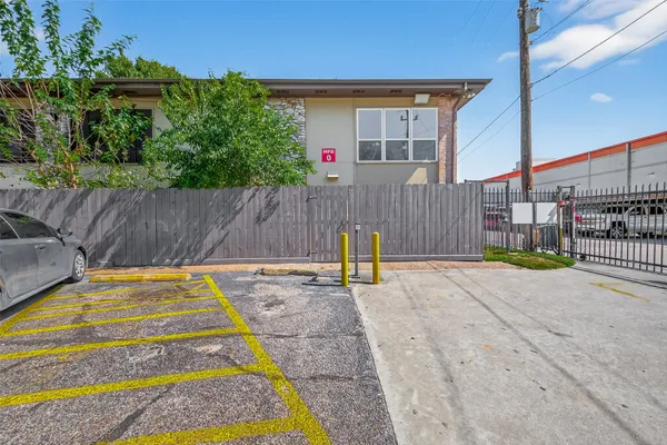 $74,900 | 7047 Bissonnet Street, Unit 54, Houston, TX 77074
