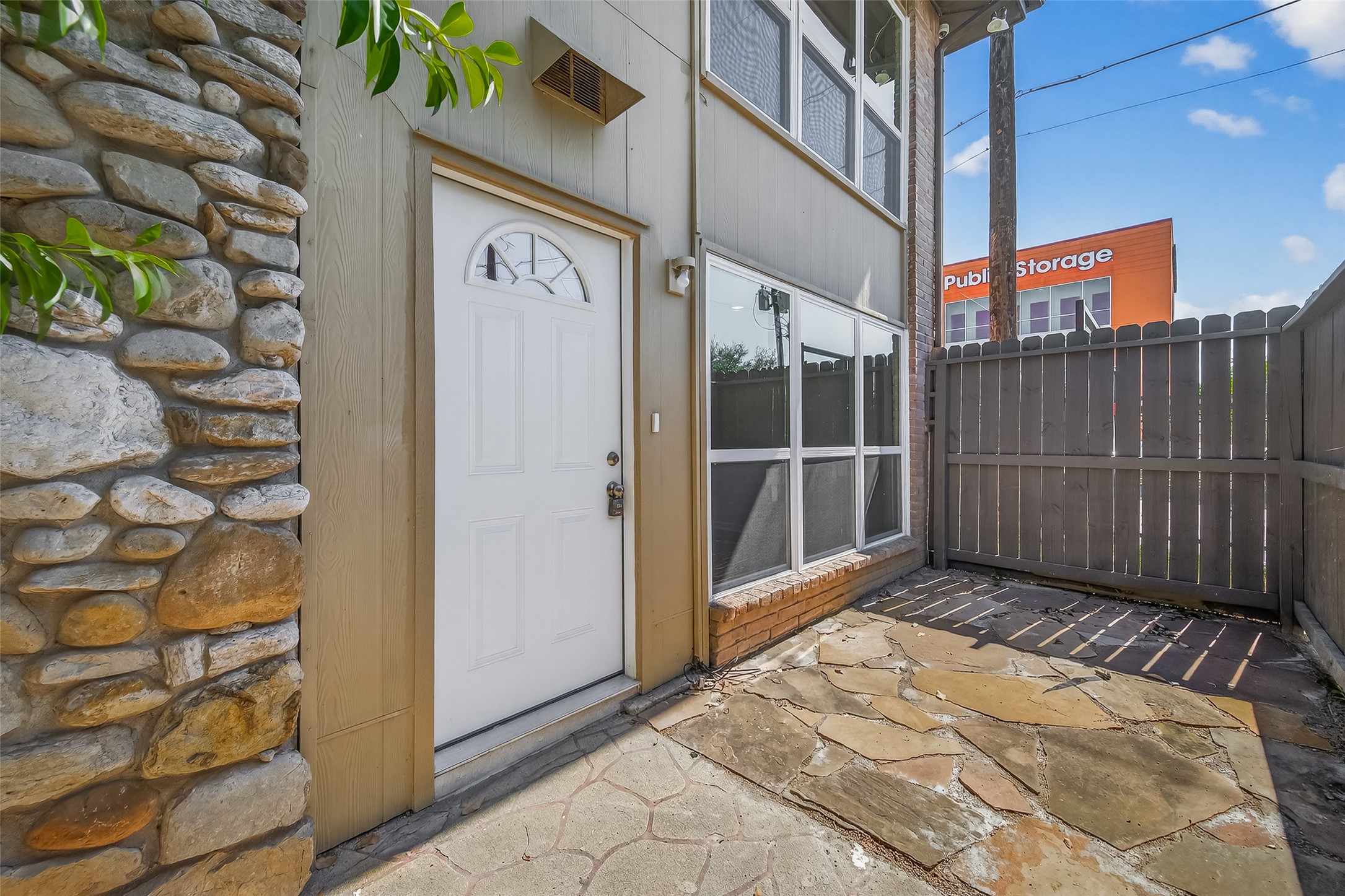 7047 Bissonnet Street, Unit 54 Houston, TX 77074 - Photo 6 of 30