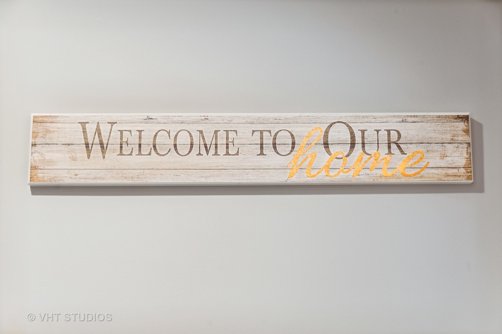 1010 Gladish Lane Glenview, IL 60025 - Photo 21 of 28 a close up of a wall