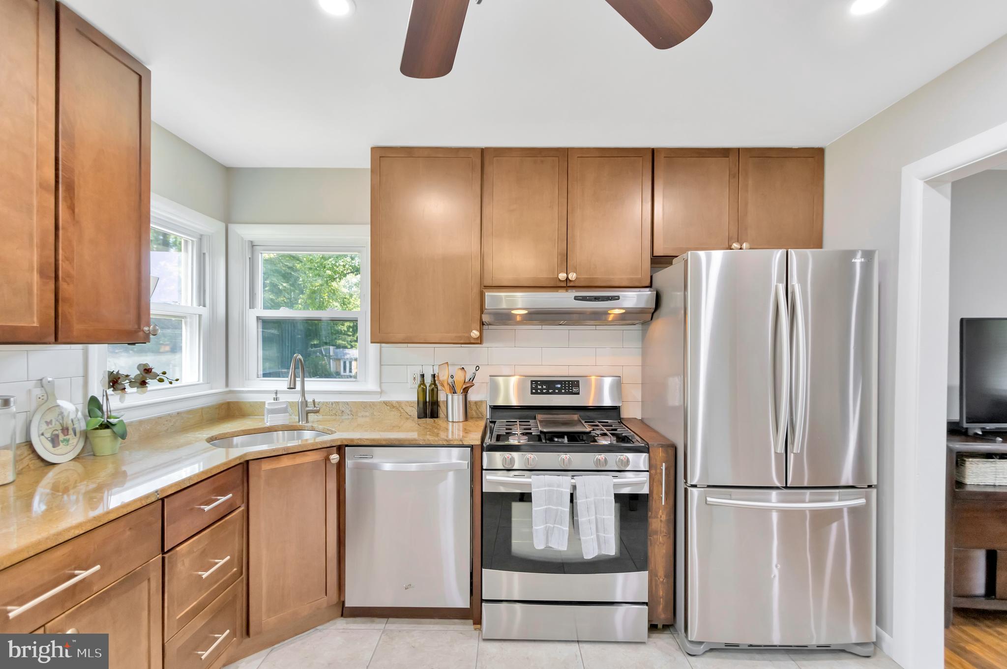 5915 Berwyn Road Berwyn Heights, MD 20740 - Photo 9 of 34 Gallery Image 9