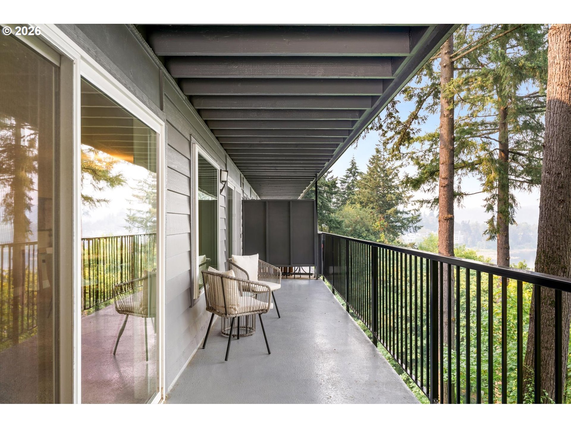 200 Southwest Burnham Road, Unit 210 Lake Oswego, OR 97034 - Photo 34 of 48 Entrance/Foyer