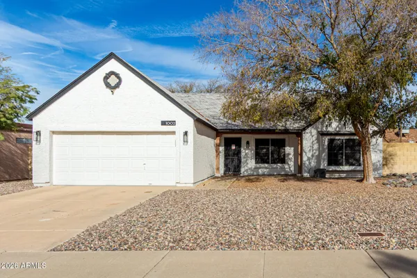 $369,700 | 1002 East Oraibi Drive, Phoenix, AZ 85024