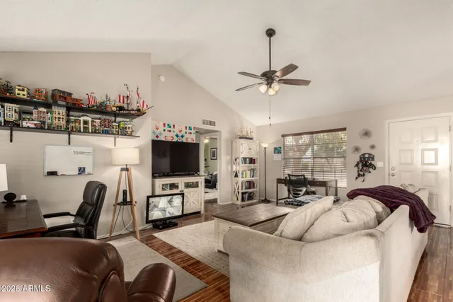 $369,900 | 1002 East Oraibi Drive, Phoenix, AZ 85024