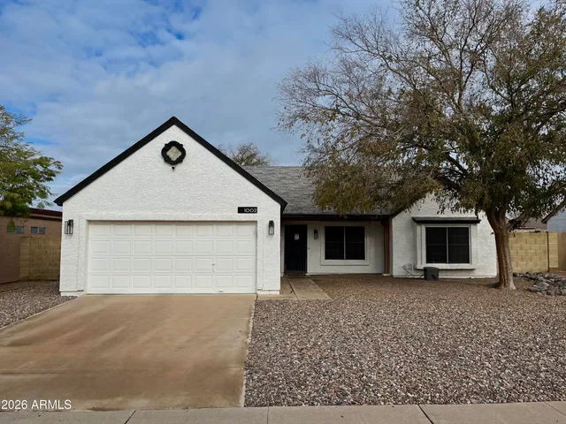 $369,900 | 1002 East Oraibi Drive, Phoenix, AZ 85024