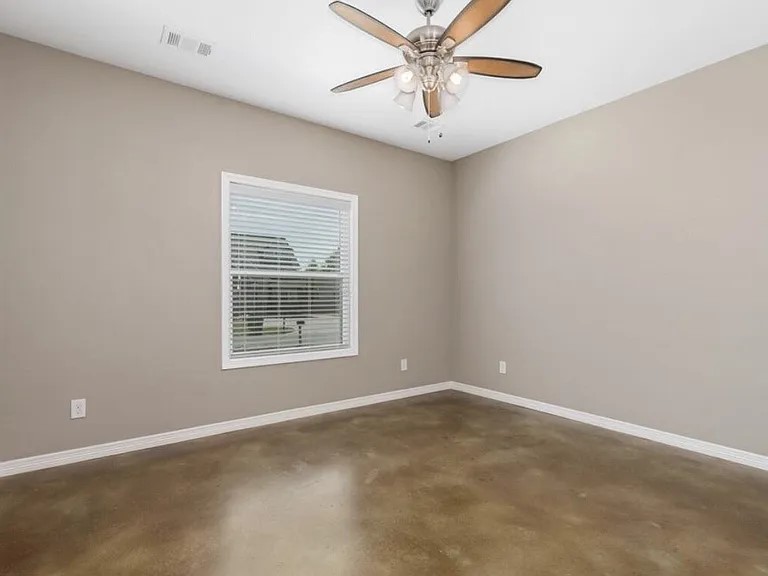 3209 Link Street Bryan, TX 77801 - Photo 11 of 16