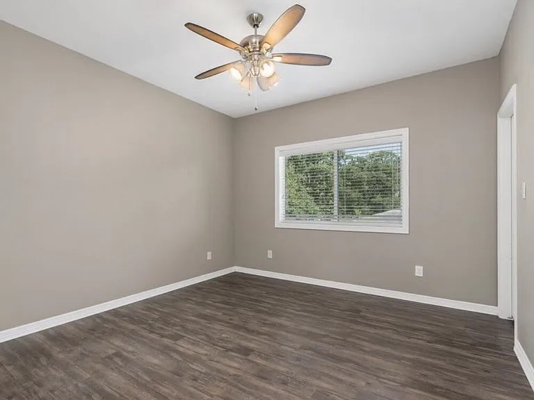 3209 Link Street Bryan, TX 77801 - Photo 13 of 16