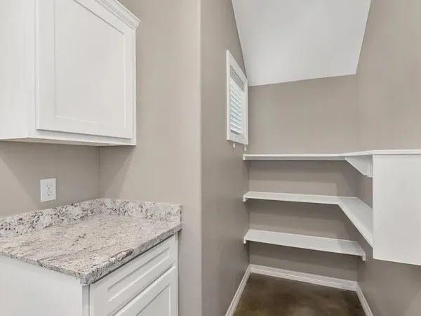 $3,495 | 3209 Link Street, Bryan, TX 77801