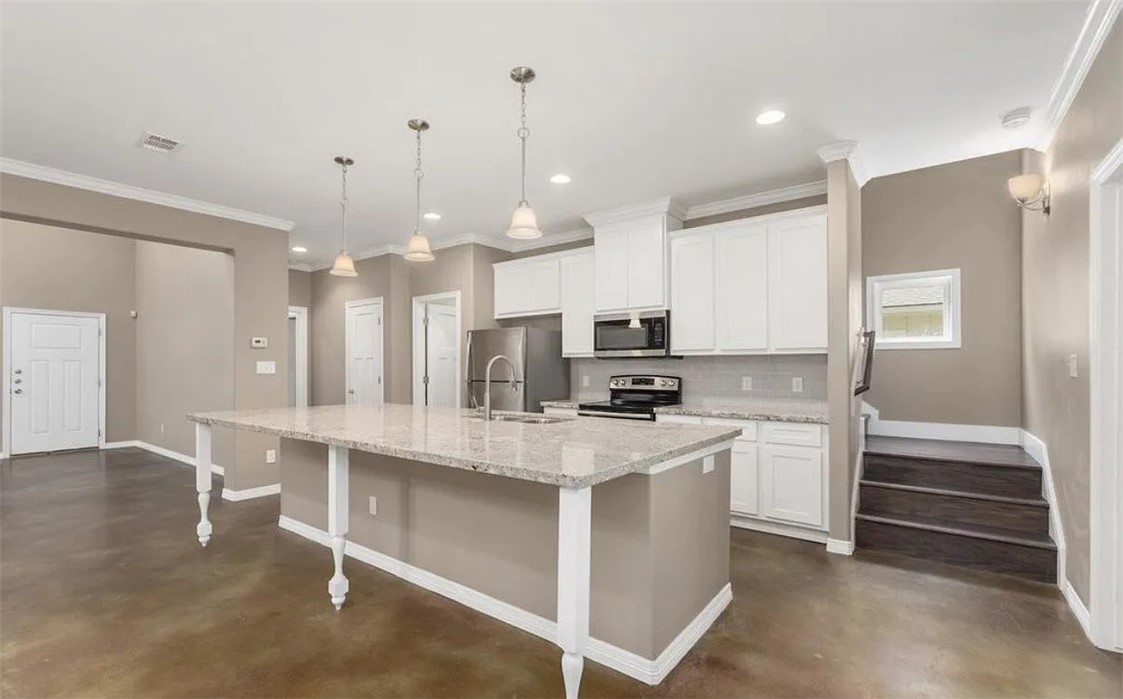 3209 Link Street Bryan, TX 77801 - Photo 5 of 16