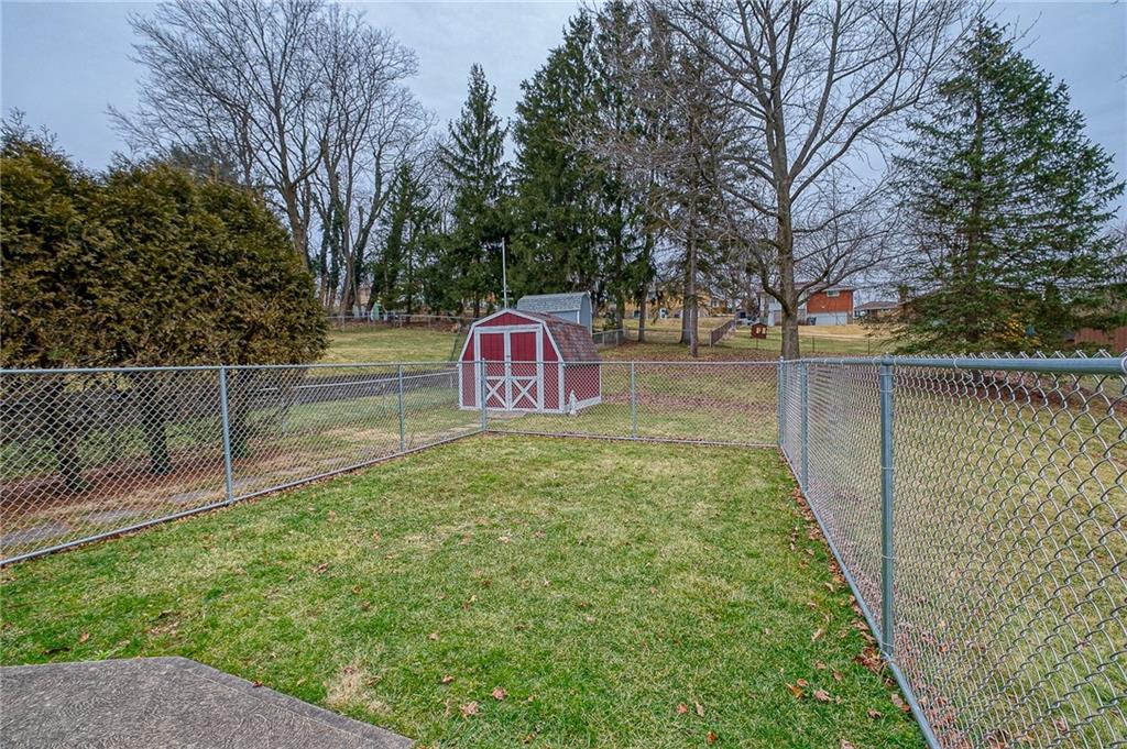 133 Foxcroft Road Pittsburgh, PA 15220 - Photo 22 of 25 Gallery Image 22