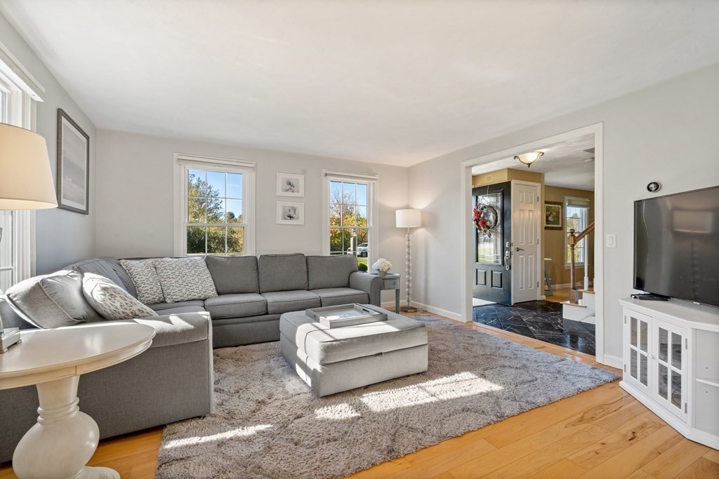 150 Old Farm Road North Andover, MA 01845 - Photo 7 of 36 Gallery Image 7