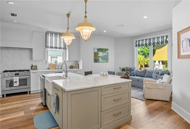 $1,745,000 | 533 Timmons Street, St. Simons Island, GA 31522