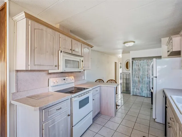 $147,500 | 4422 Indian River Drive West, Edgewater, FL 32141