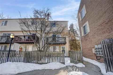 $289,000 | 107 Holmes Place, Pittsburgh, PA 15213