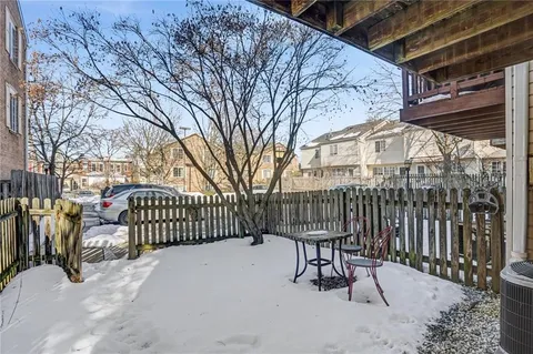 $289,000 | 107 Holmes Place, Pittsburgh, PA 15213