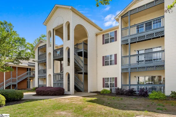 $179,900 | 151 Wexford Drive, Unit 205, Anderson, SC 29621