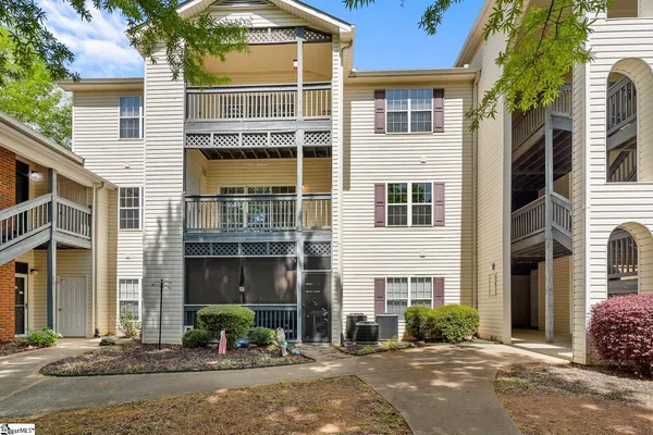 $179,900 | 151 Wexford Drive, Unit 205, Anderson, SC 29621