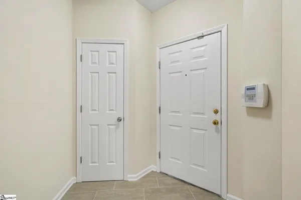 $179,900 | 151 Wexford Drive, Unit 205, Anderson, SC 29621