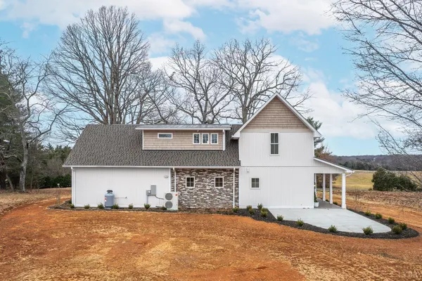 $689,900 | 3741 Lowry Road, Goode, VA 24556