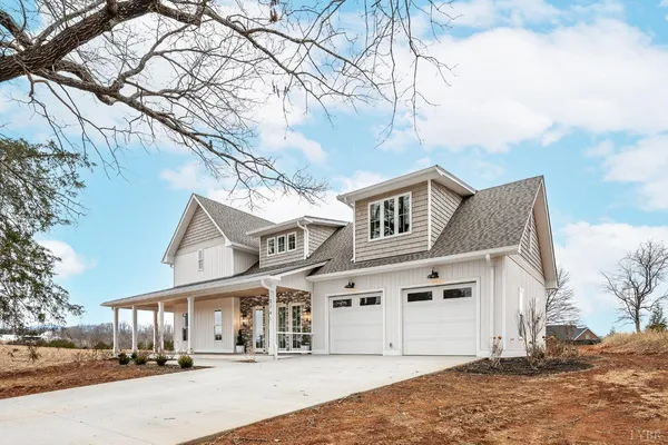 $689,900 | 3741 Lowry Road, Goode, VA 24556