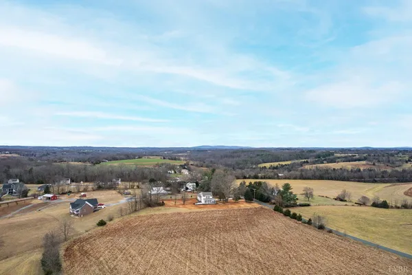 $689,900 | 3741 Lowry Road, Goode, VA 24556