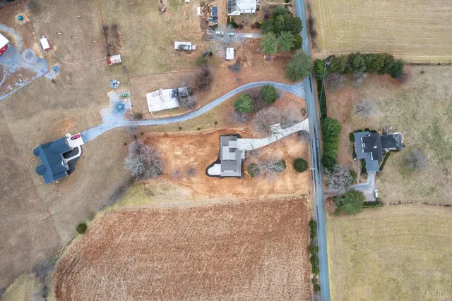 $699,900 | 3741 Lowry Road, Goode, VA 24556