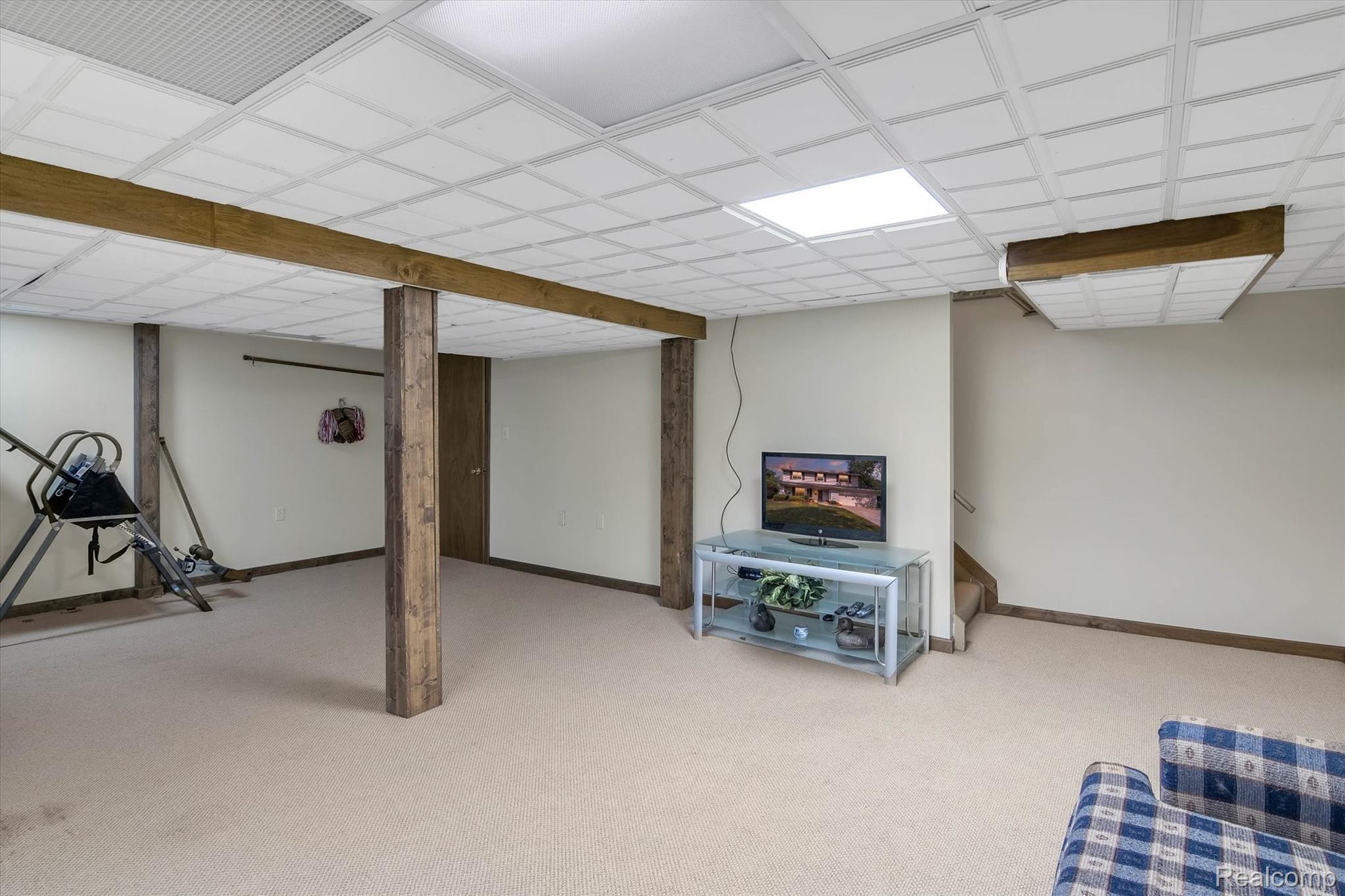 16717 Wayne Road Livonia, MI 48154 - Photo 35 of 42 35-16717 Wayne Rd-WindowStill-Real-Estate-Photography-35.jpg
